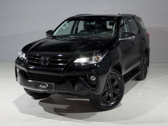 TOYOTA HILUX SW4 2.7 SRV 7 LUGARES 4X2 16V FLEX 4P AUTOMÁTICO TOYOTA HILUX SW4 2.7 SRV 7 LUGARES 4X2 16V FLEX 4P AUTOMÁTICO